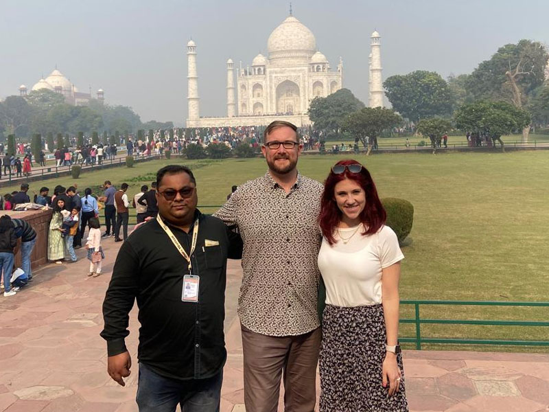 Taj Mahal Agra & Fatehpur Sikri Day Tour from Delhi